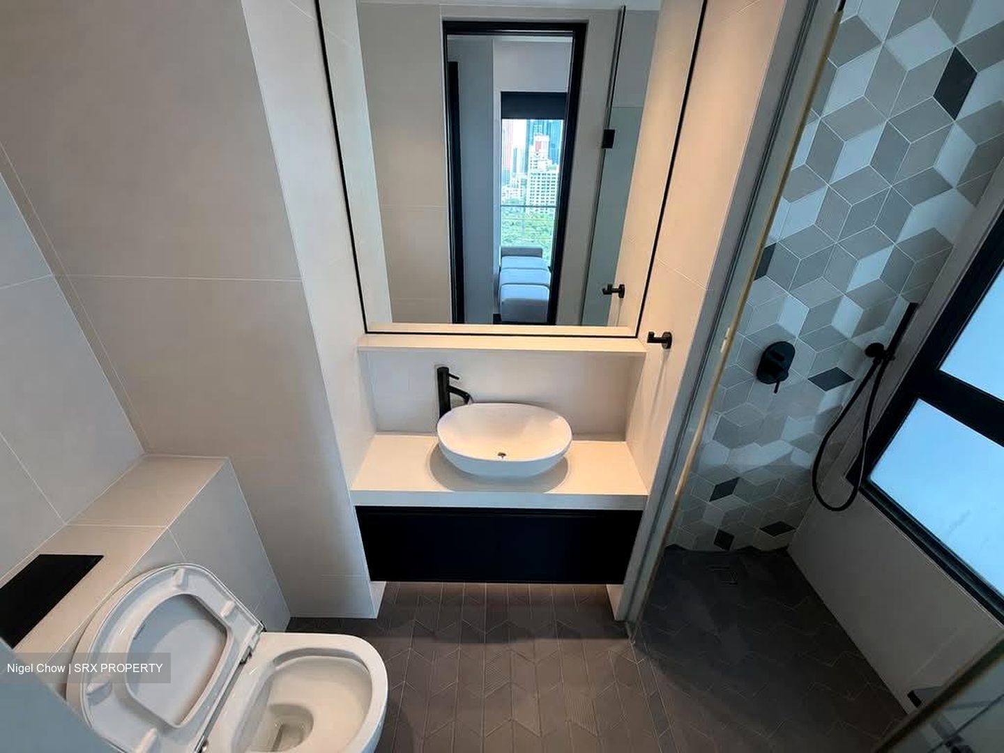 RiverGate (D9), Apartment #573172591